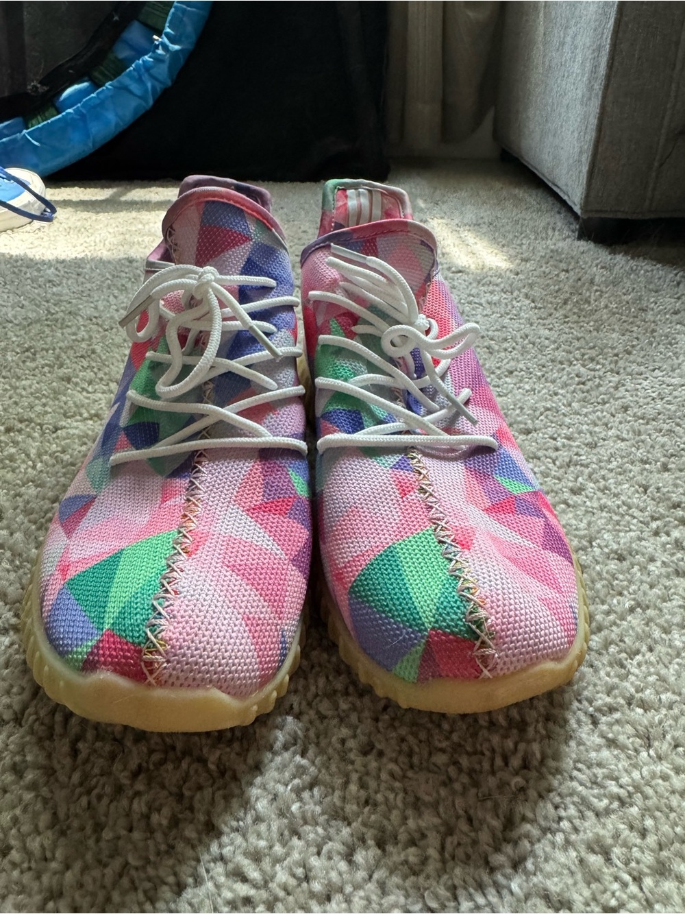 Woman’s lace up sneakers - Picture 5 of 11